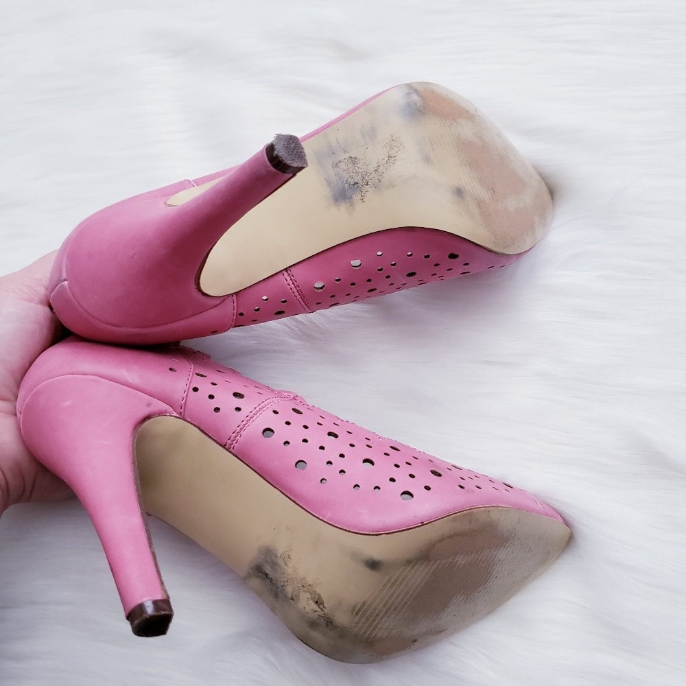 Madison by Shoedazzle Tamber Pink Perforated Pumps - Picture 4 of 7